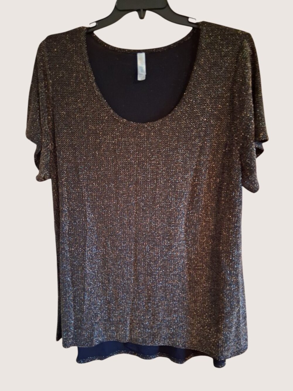 LuLaRoe Black & Gold Sparkle Top Size 3XL